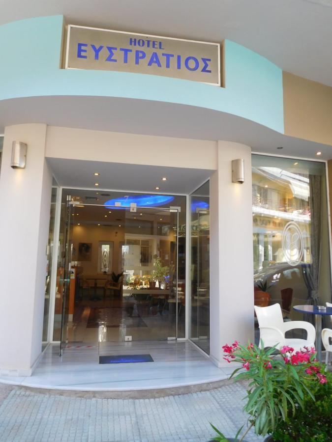 Efstratios Hotel Лутра-Едіпсу Екстер'єр фото