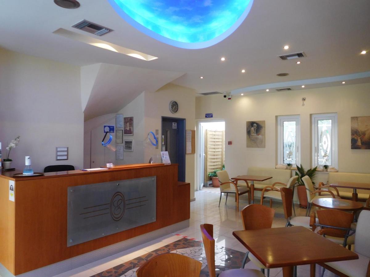 Efstratios Hotel Лутра-Едіпсу Екстер'єр фото