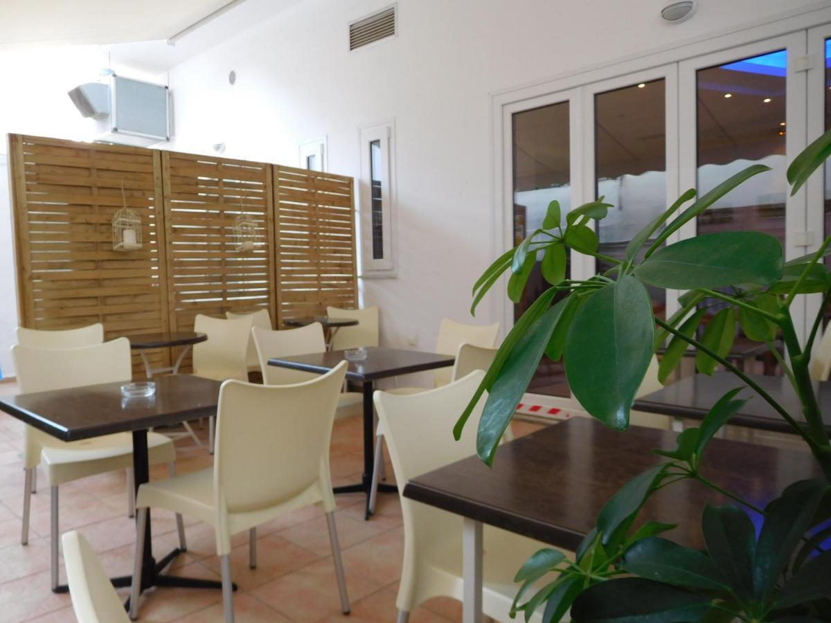 Efstratios Hotel Лутра-Едіпсу Екстер'єр фото