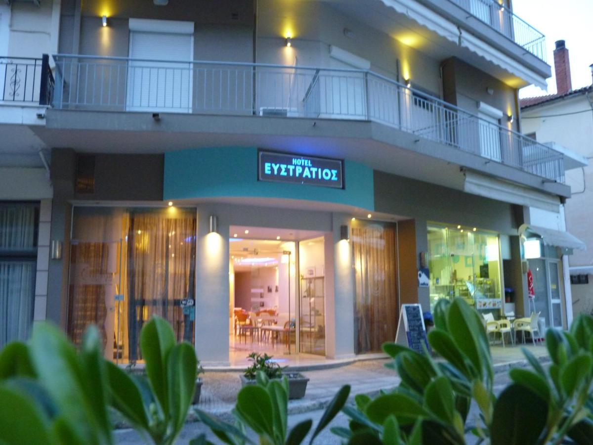 Efstratios Hotel Лутра-Едіпсу Екстер'єр фото